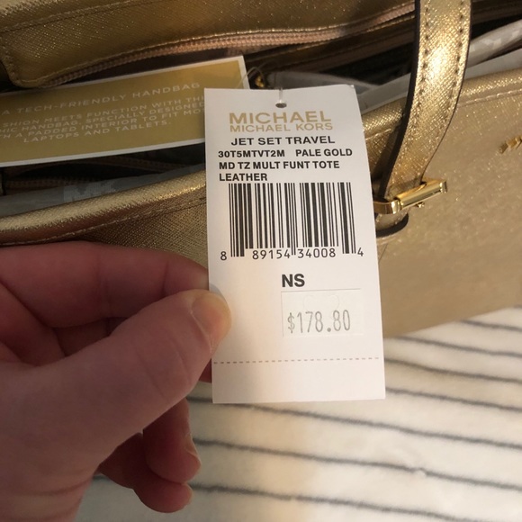 Michael Kors Jet Set Travel Tote and wallet NWT - Picture 5 of 11